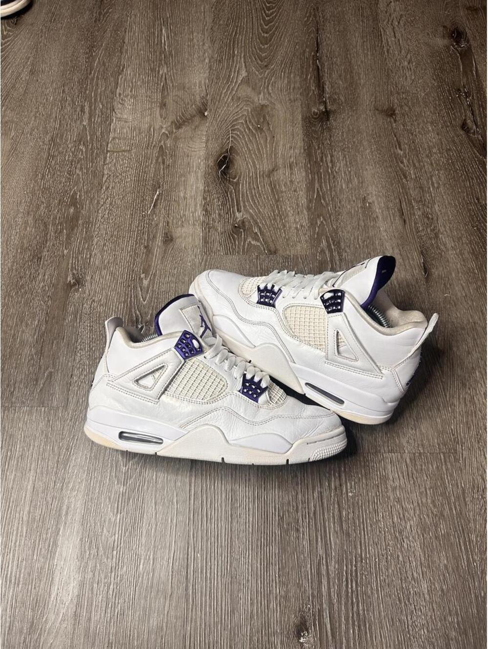 Nike Air Jordan 4 Metallic Purple Size 8 White Purple Sneakers